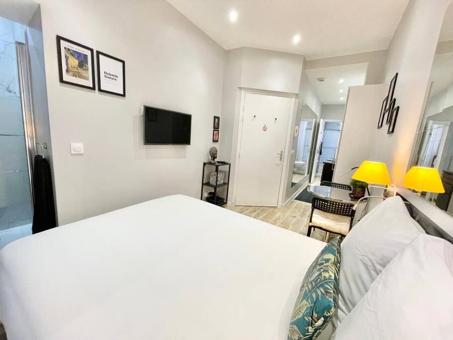 Charming Studette Paris La Defense *