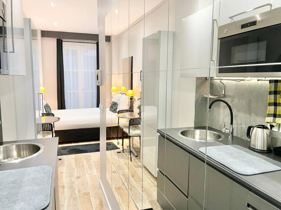 Charming Studette Paris La Defense